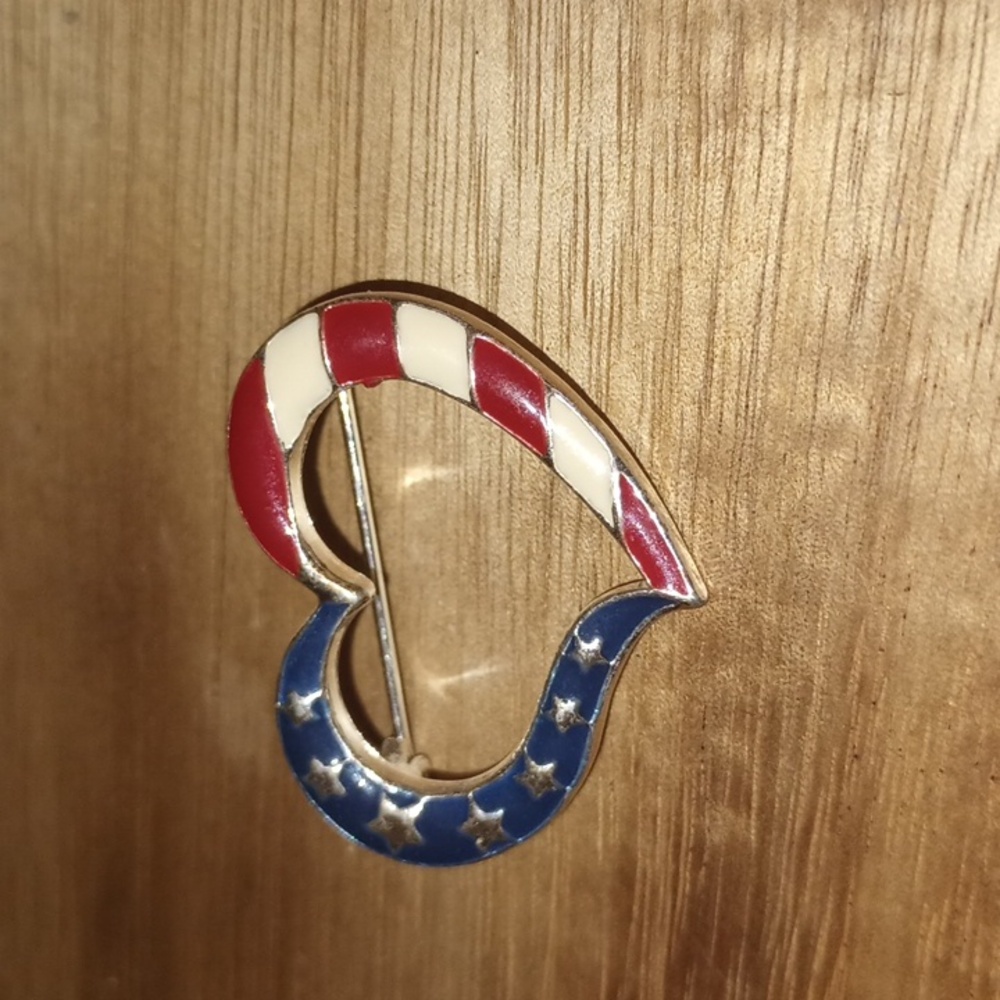 Red, White, Blue Open Heart Pin (Avon NR)